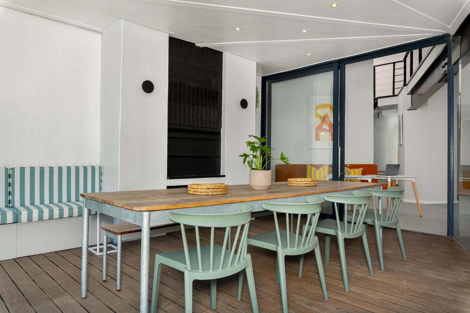 Neighbourgood 1St Crescent Camps Bay Otel Cape Town Dış mekan fotoğraf