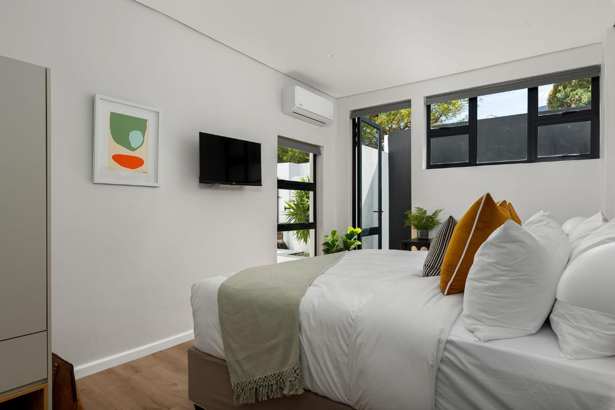 Neighbourgood 1St Crescent Camps Bay Otel Cape Town Dış mekan fotoğraf