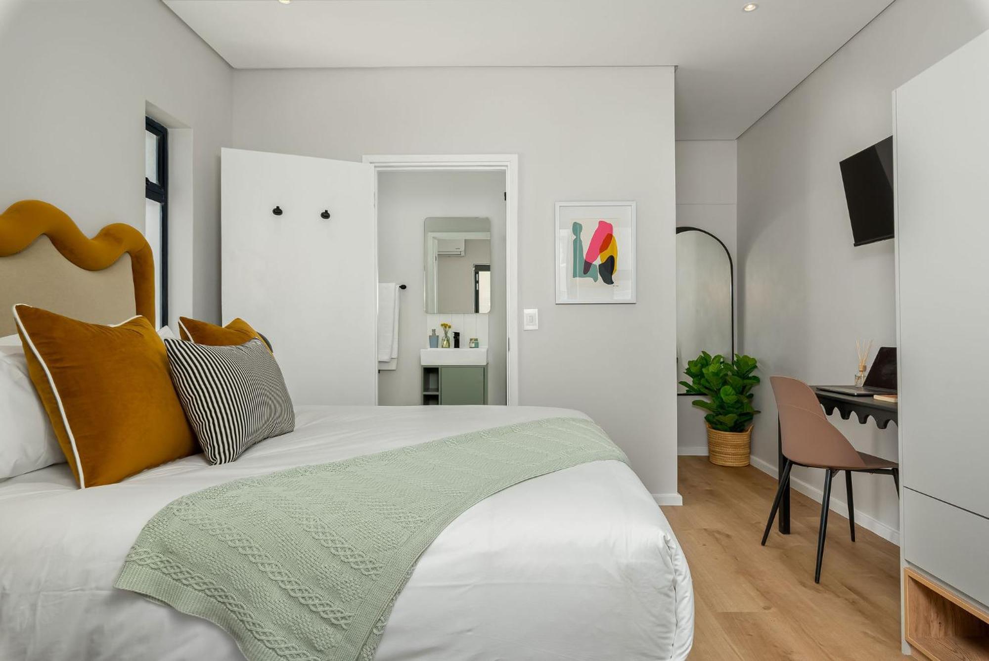 Neighbourgood 1St Crescent Camps Bay Otel Cape Town Oda fotoğraf